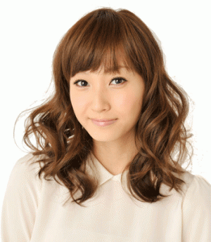 b3f29443-300x345