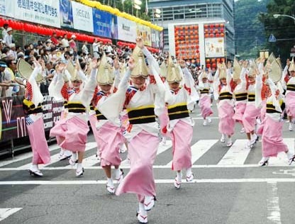 阿波踊り
